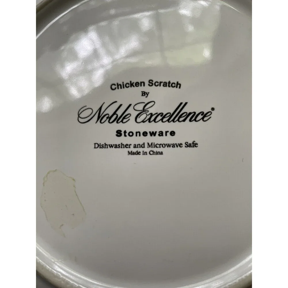 CHICKEN SCRATCH BY NOBLE EXCELLENCE STONEWARE PLATE 8 1/4''